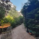 Avec Terrasse Au Calme